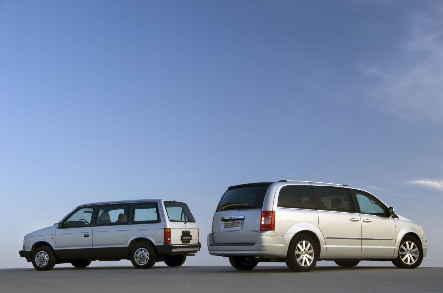  Chrysler Grand Voyager 2008 года  (фото 82 из 108)